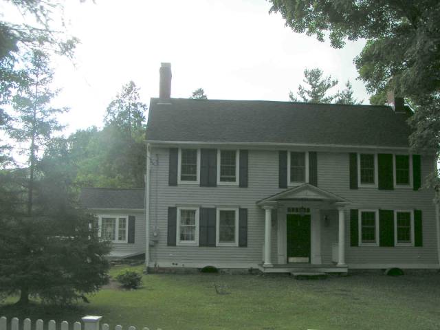 Building photograph for 26 CHESTNUT LAND RD